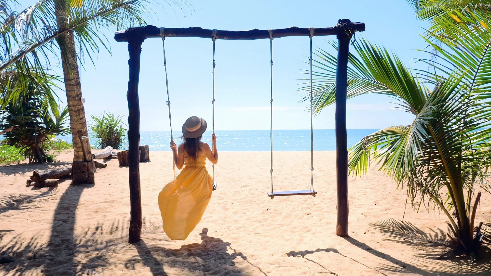 woman-swinging