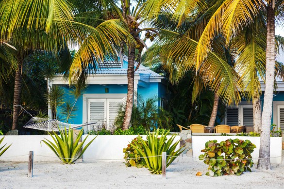 Kleine Hütten am wunderschönen Jolly Beach