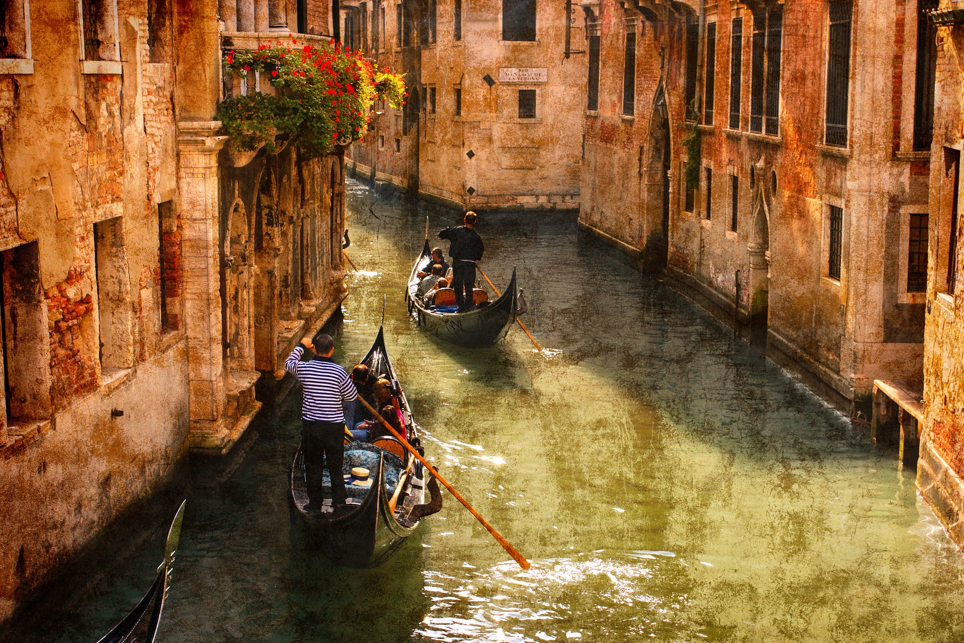 Erlebt den perfekten Romantikurlaub in Venedig!