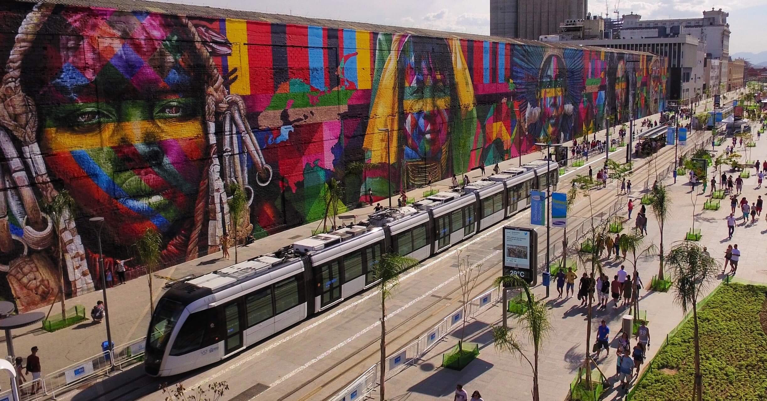 Am Porto Maravilha in Rio findet sich ein wahres Graffiti Kunstwerk