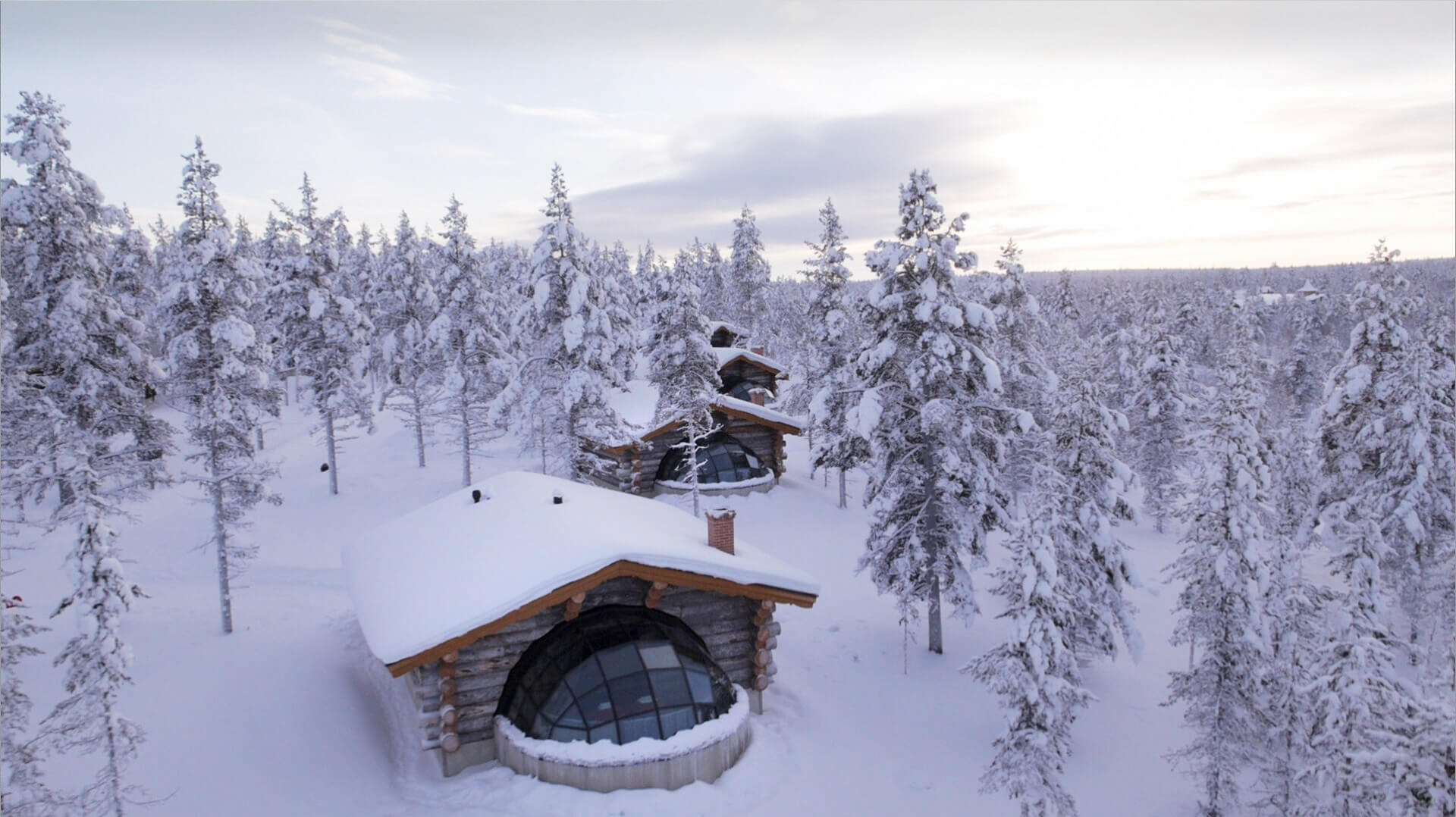 Kakslauttanen Einmaliges Iglu Hotel in Finnland